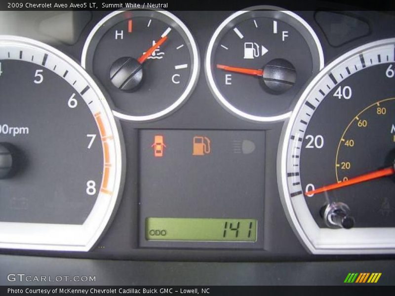 Summit White / Neutral 2009 Chevrolet Aveo Aveo5 LT