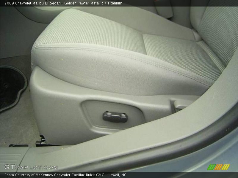 Golden Pewter Metallic / Titanium 2009 Chevrolet Malibu LT Sedan