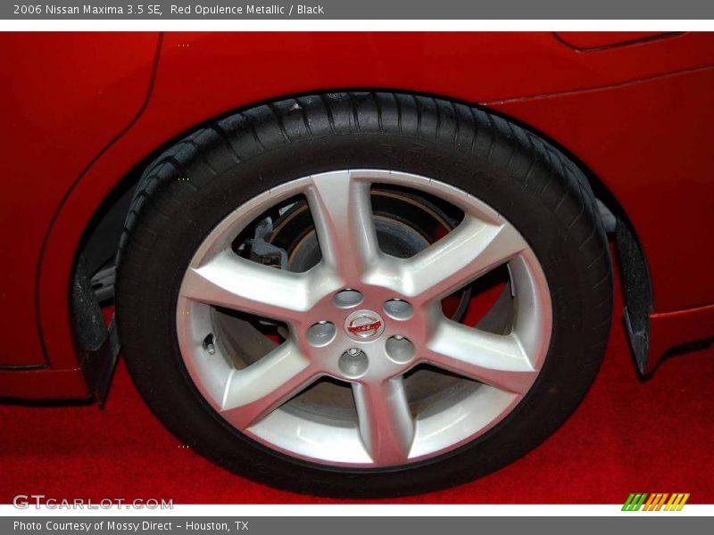 Red Opulence Metallic / Black 2006 Nissan Maxima 3.5 SE