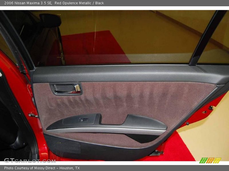 Red Opulence Metallic / Black 2006 Nissan Maxima 3.5 SE