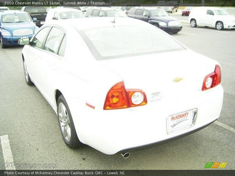 Summit White / Titanium 2009 Chevrolet Malibu LT Sedan