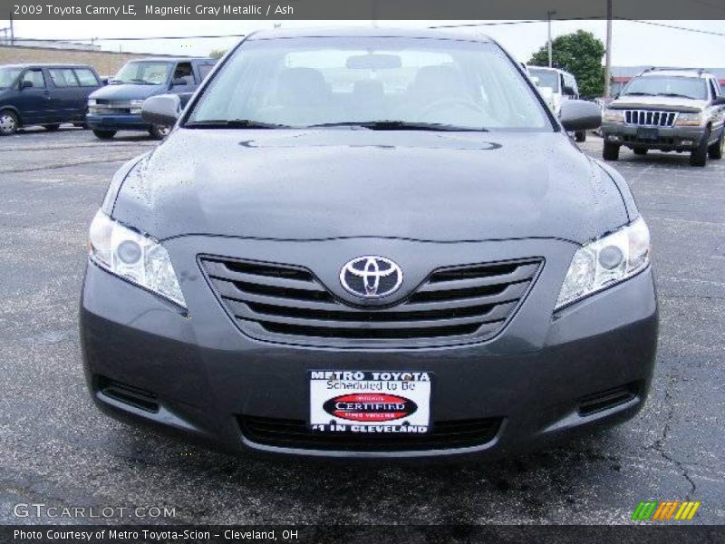 Magnetic Gray Metallic / Ash 2009 Toyota Camry LE