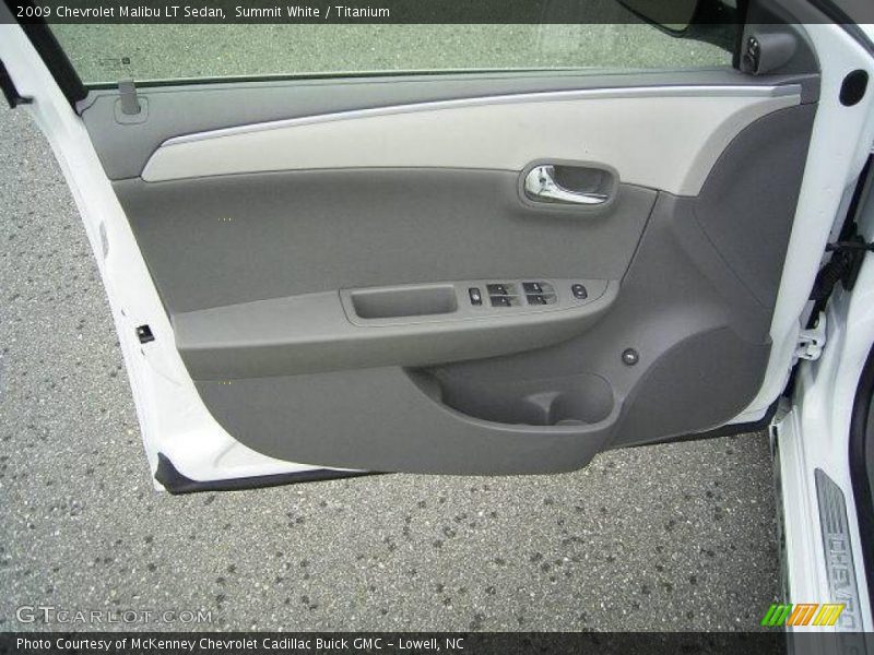 Summit White / Titanium 2009 Chevrolet Malibu LT Sedan