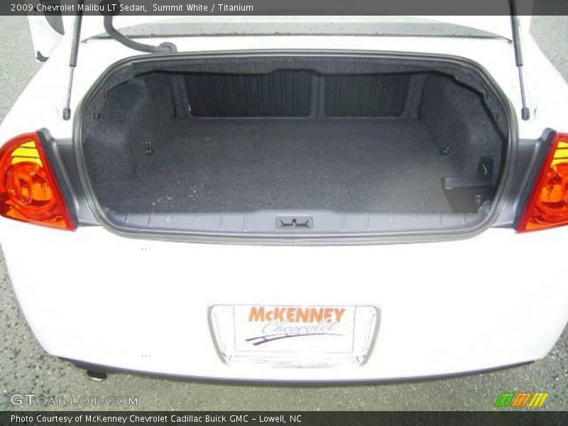 Summit White / Titanium 2009 Chevrolet Malibu LT Sedan