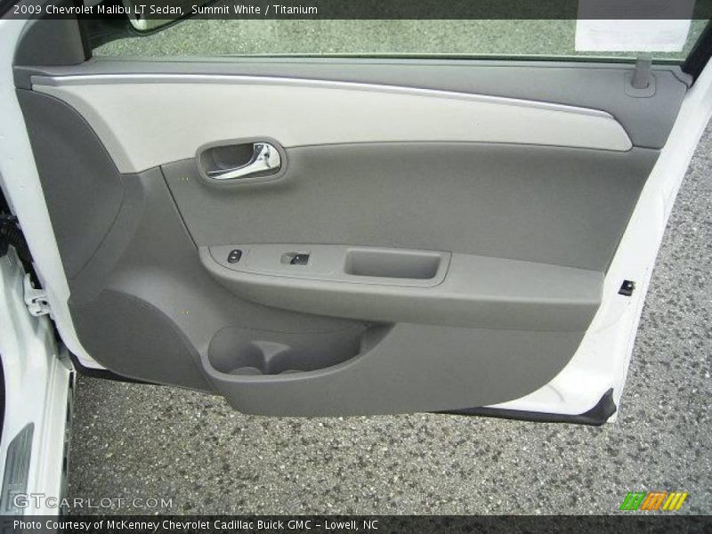 Summit White / Titanium 2009 Chevrolet Malibu LT Sedan