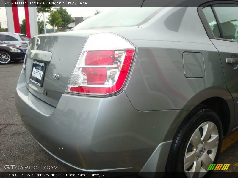 Magnetic Gray / Beige 2007 Nissan Sentra 2.0