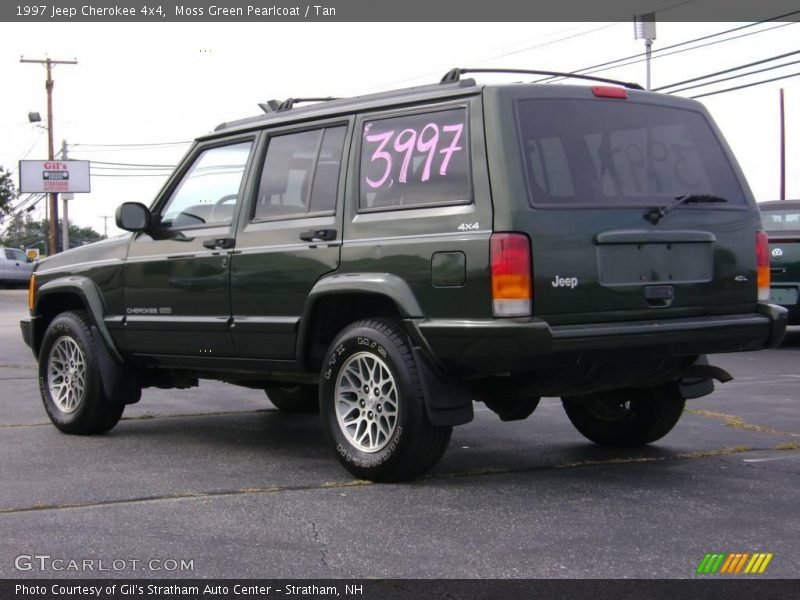 Moss Green Pearlcoat / Tan 1997 Jeep Cherokee 4x4