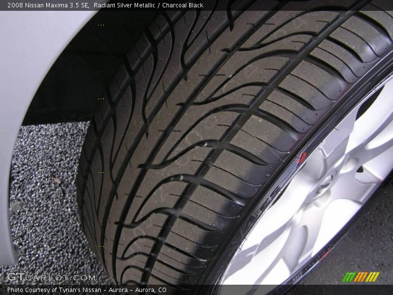 Radiant Silver Metallic / Charcoal Black 2008 Nissan Maxima 3.5 SE