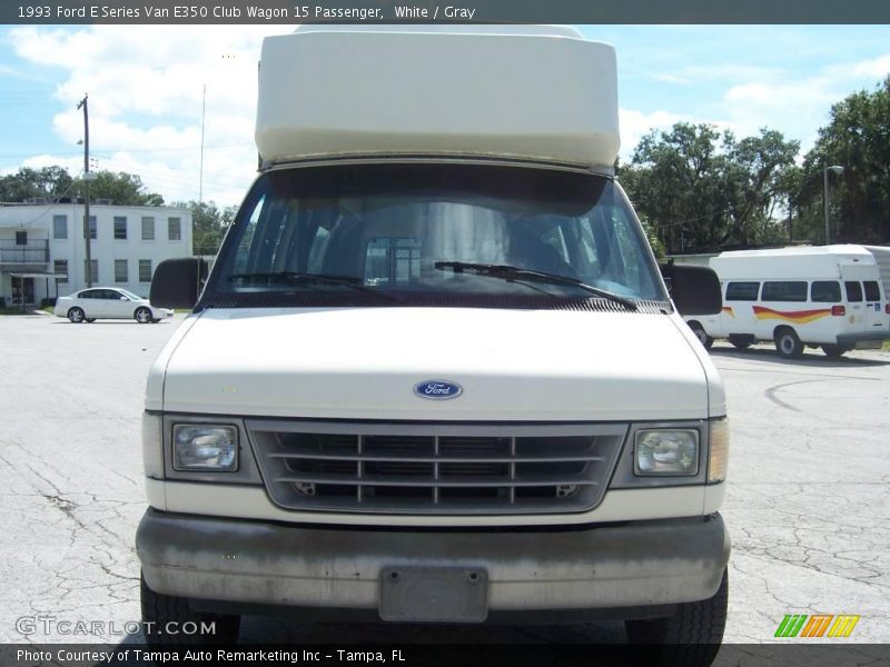 White / Gray 1993 Ford E Series Van E350 Club Wagon 15 Passenger