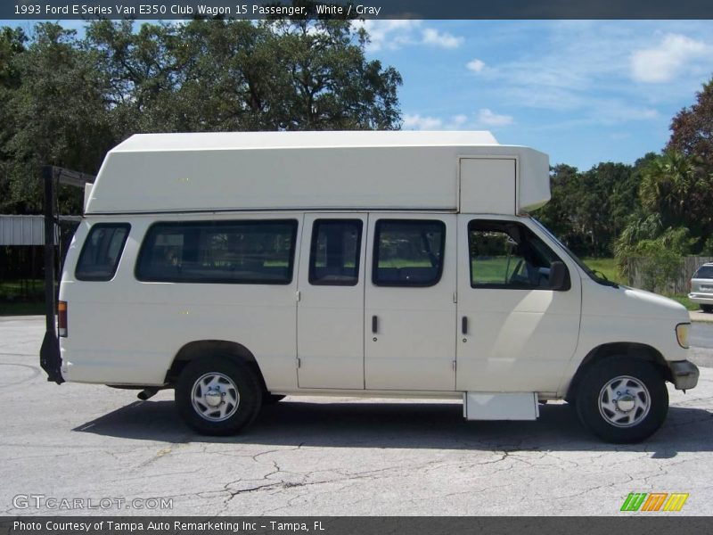 White / Gray 1993 Ford E Series Van E350 Club Wagon 15 Passenger
