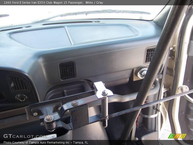 White / Gray 1993 Ford E Series Van E350 Club Wagon 15 Passenger