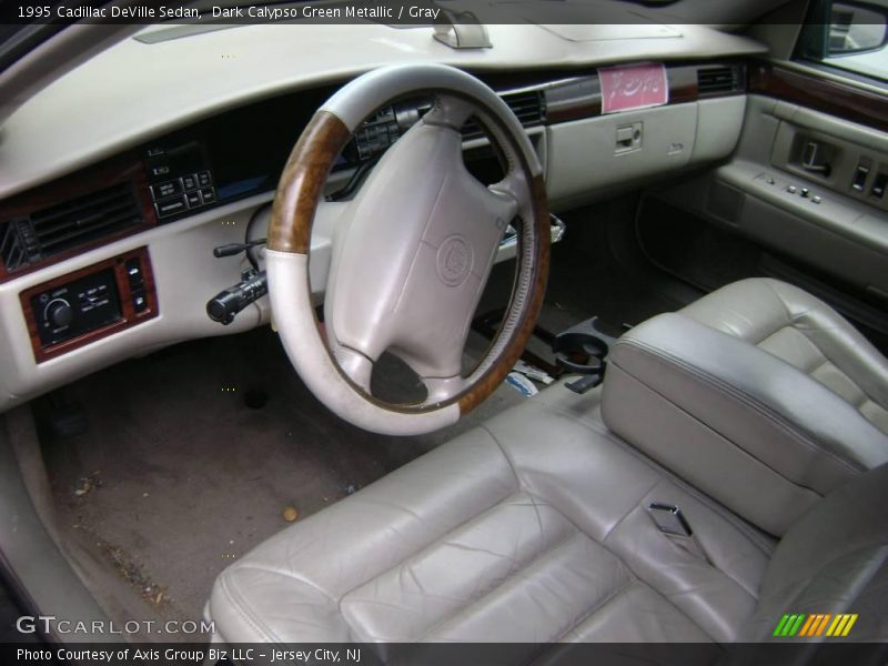 Dark Calypso Green Metallic / Gray 1995 Cadillac DeVille Sedan