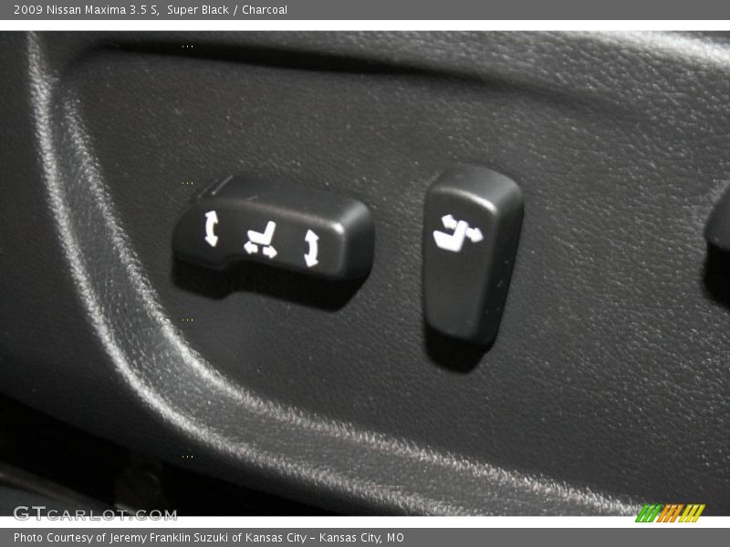 Super Black / Charcoal 2009 Nissan Maxima 3.5 S