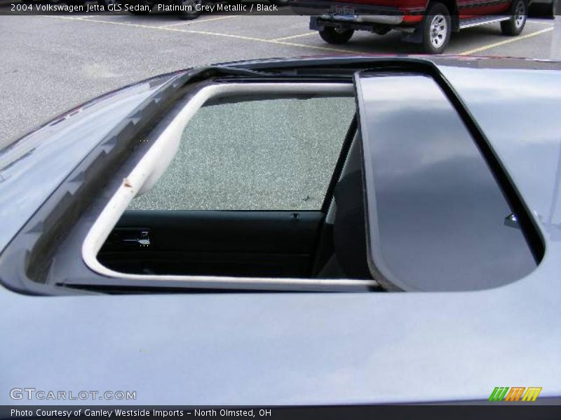 Platinum Grey Metallic / Black 2004 Volkswagen Jetta GLS Sedan