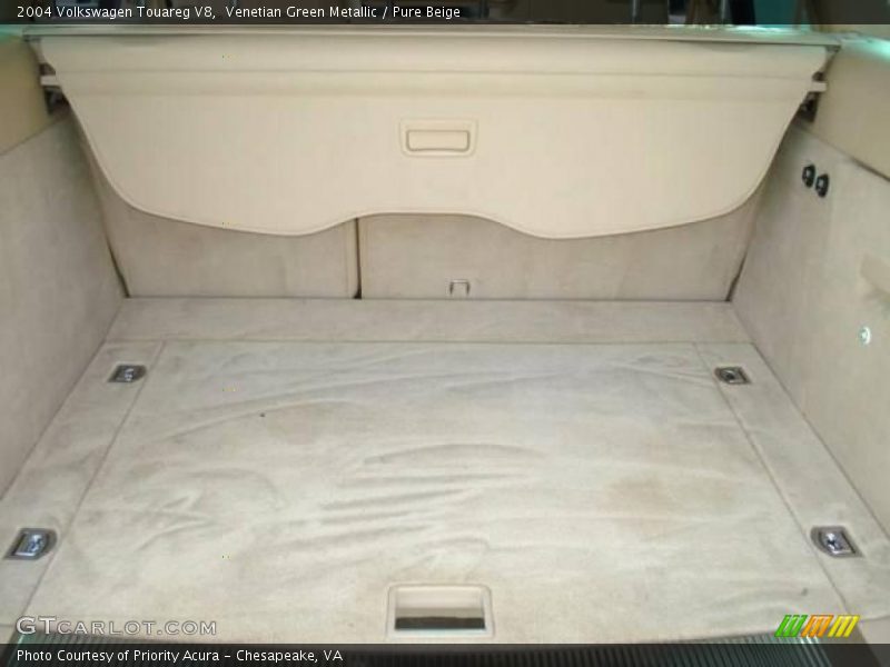 Venetian Green Metallic / Pure Beige 2004 Volkswagen Touareg V8