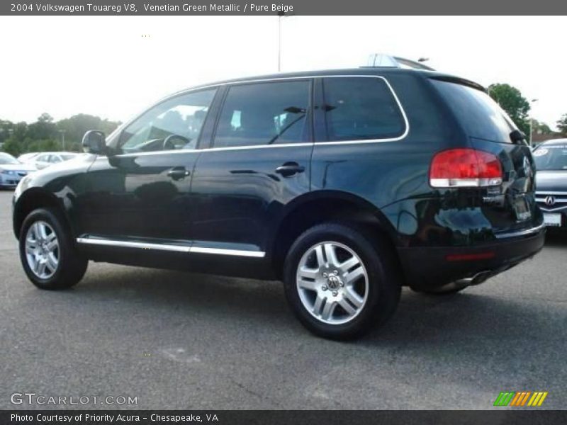 Venetian Green Metallic / Pure Beige 2004 Volkswagen Touareg V8