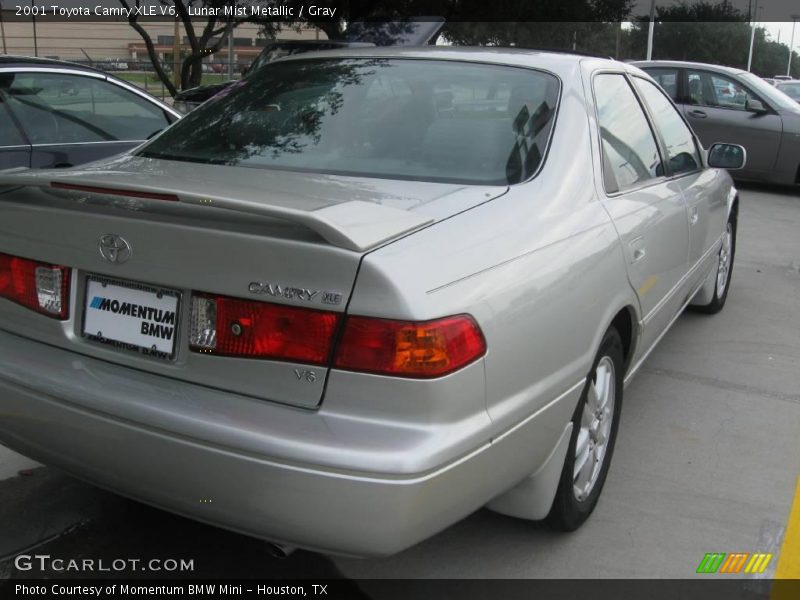 Lunar Mist Metallic / Gray 2001 Toyota Camry XLE V6
