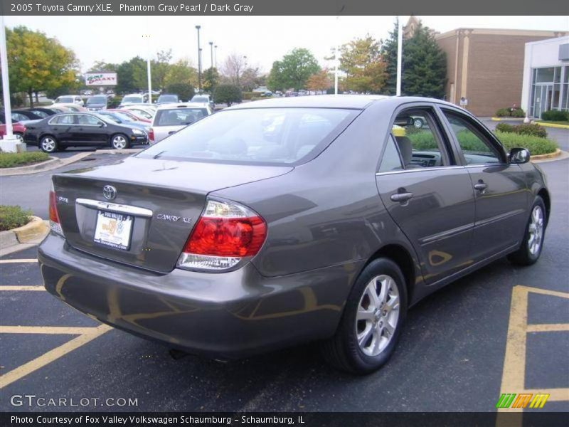 Phantom Gray Pearl / Dark Gray 2005 Toyota Camry XLE