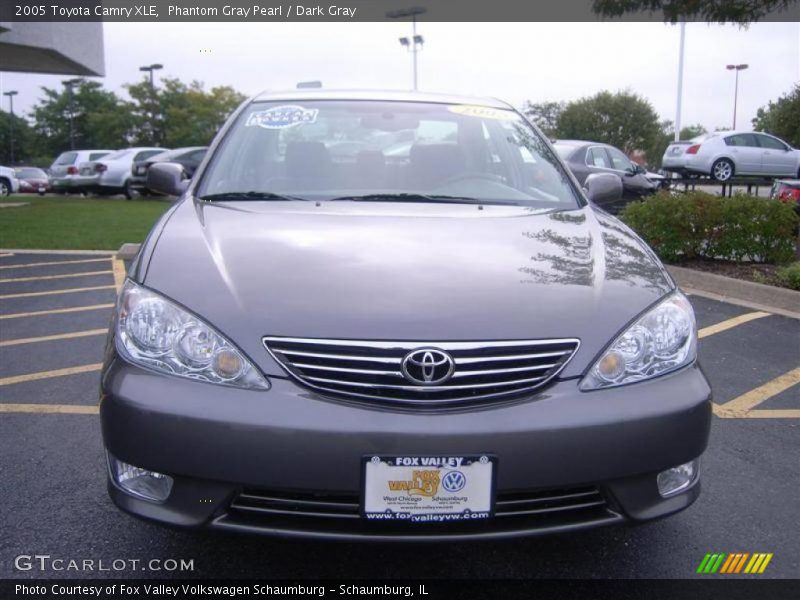 Phantom Gray Pearl / Dark Gray 2005 Toyota Camry XLE