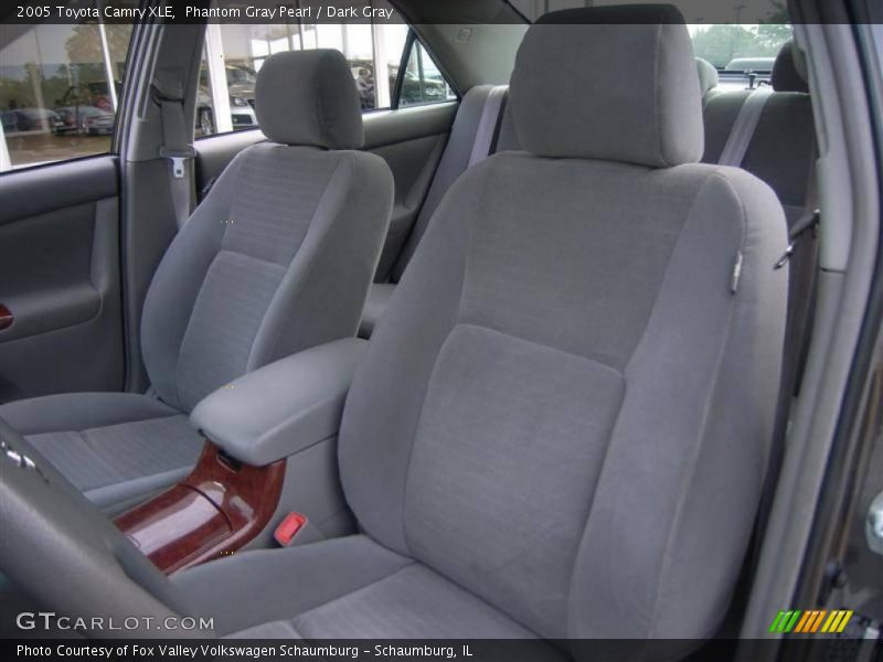 Phantom Gray Pearl / Dark Gray 2005 Toyota Camry XLE