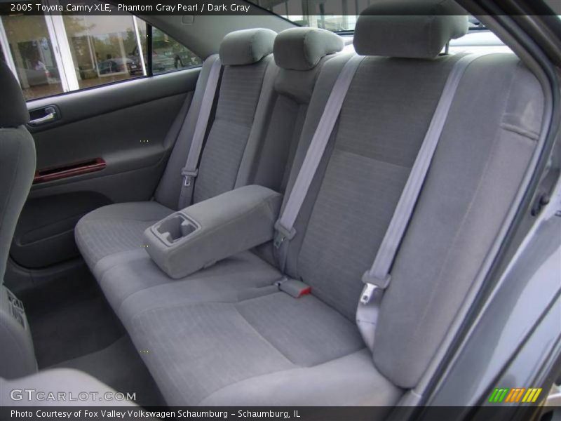Phantom Gray Pearl / Dark Gray 2005 Toyota Camry XLE