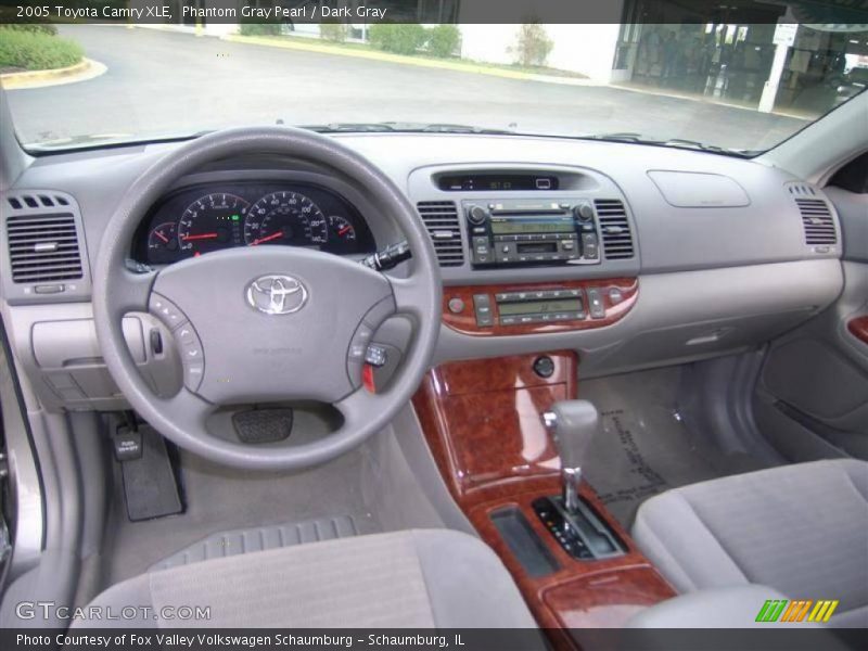 Phantom Gray Pearl / Dark Gray 2005 Toyota Camry XLE