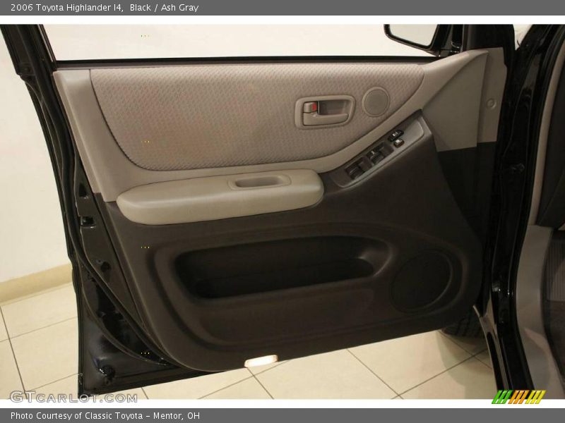 Black / Ash Gray 2006 Toyota Highlander I4