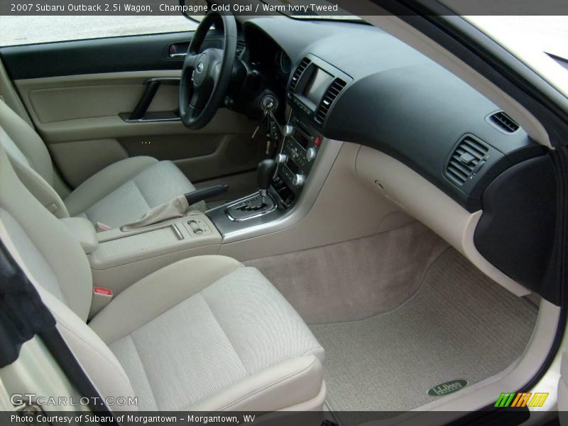 Champagne Gold Opal / Warm Ivory Tweed 2007 Subaru Outback 2.5i Wagon