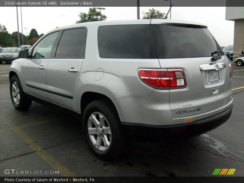 Quicksilver / Black 2009 Saturn Outlook XE AWD