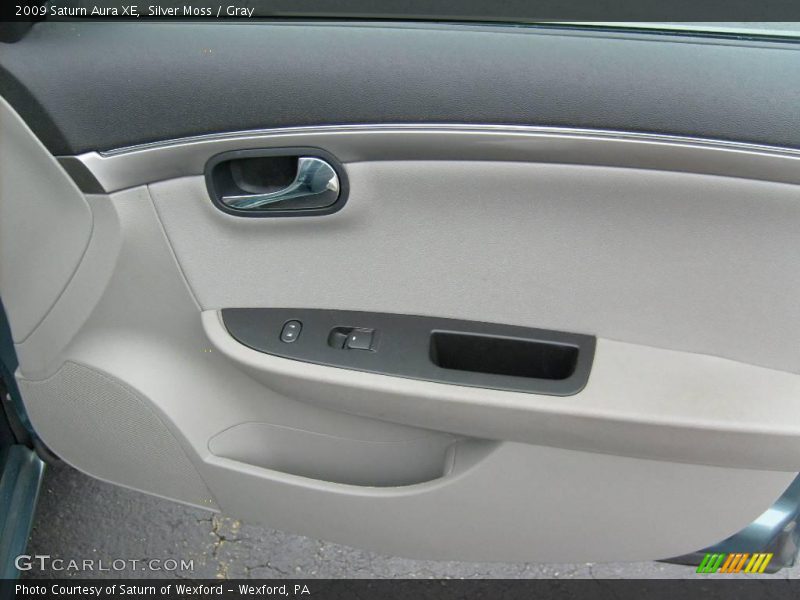 Silver Moss / Gray 2009 Saturn Aura XE