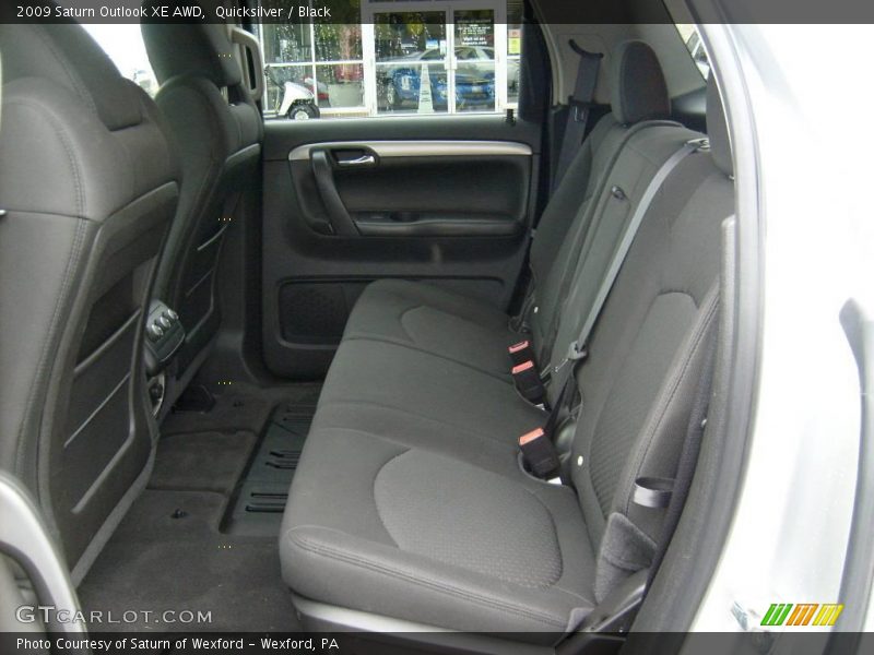 Quicksilver / Black 2009 Saturn Outlook XE AWD