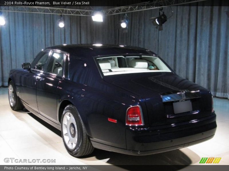 Blue Velvet / Sea Shell 2004 Rolls-Royce Phantom