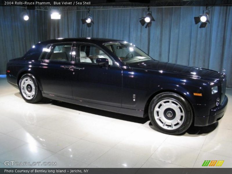 Blue Velvet / Sea Shell 2004 Rolls-Royce Phantom