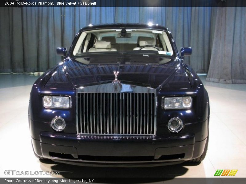 Blue Velvet / Sea Shell 2004 Rolls-Royce Phantom