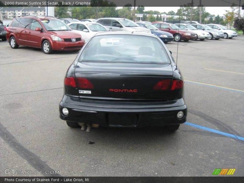 Black / Graphite 2000 Pontiac Sunfire SE Sedan