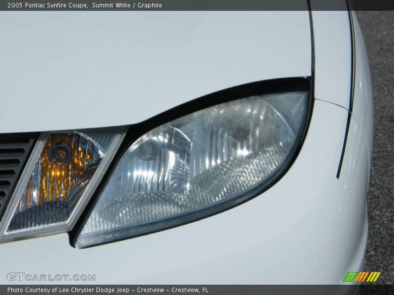 Summit White / Graphite 2005 Pontiac Sunfire Coupe