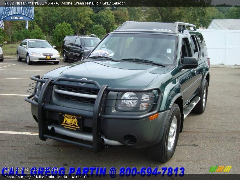 Alpine Green Metallic / Gray Celadon 2002 Nissan Xterra SE V6 4x4