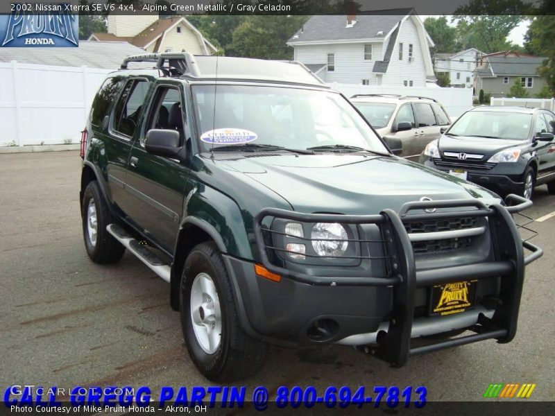Alpine Green Metallic / Gray Celadon 2002 Nissan Xterra SE V6 4x4