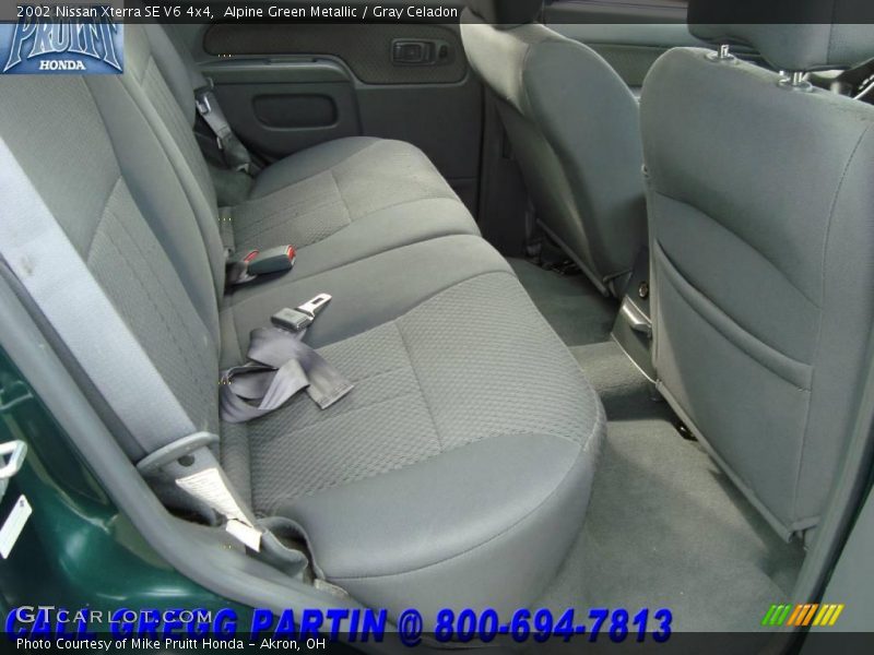 Alpine Green Metallic / Gray Celadon 2002 Nissan Xterra SE V6 4x4