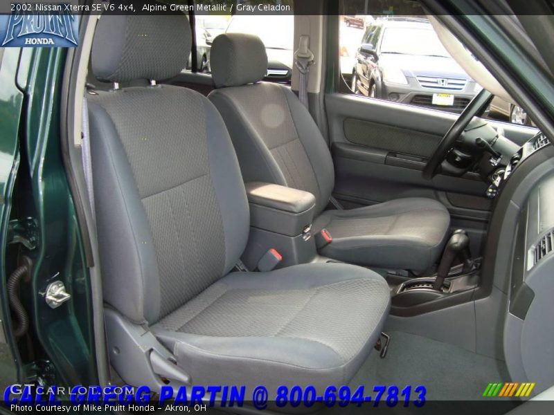 Alpine Green Metallic / Gray Celadon 2002 Nissan Xterra SE V6 4x4