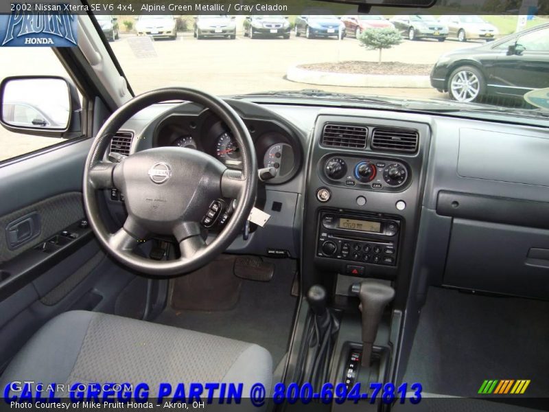 Alpine Green Metallic / Gray Celadon 2002 Nissan Xterra SE V6 4x4