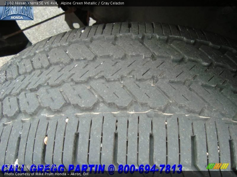 Alpine Green Metallic / Gray Celadon 2002 Nissan Xterra SE V6 4x4