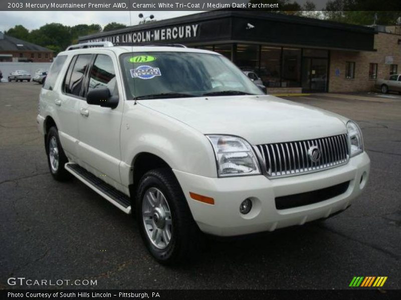 Ceramic White Tri-Coat / Medium Dark Parchment 2003 Mercury Mountaineer Premier AWD
