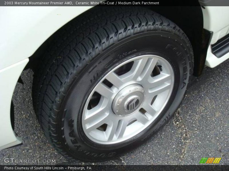 Ceramic White Tri-Coat / Medium Dark Parchment 2003 Mercury Mountaineer Premier AWD