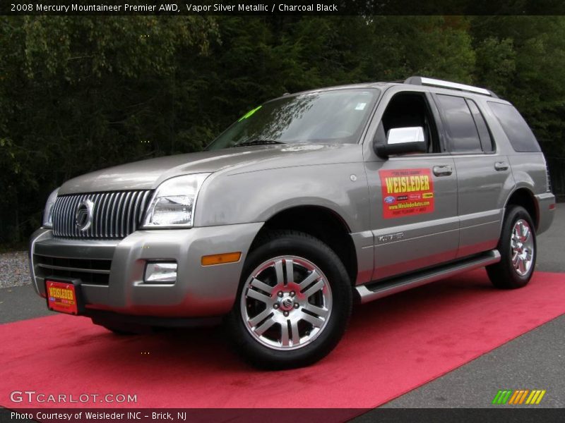 Vapor Silver Metallic / Charcoal Black 2008 Mercury Mountaineer Premier AWD