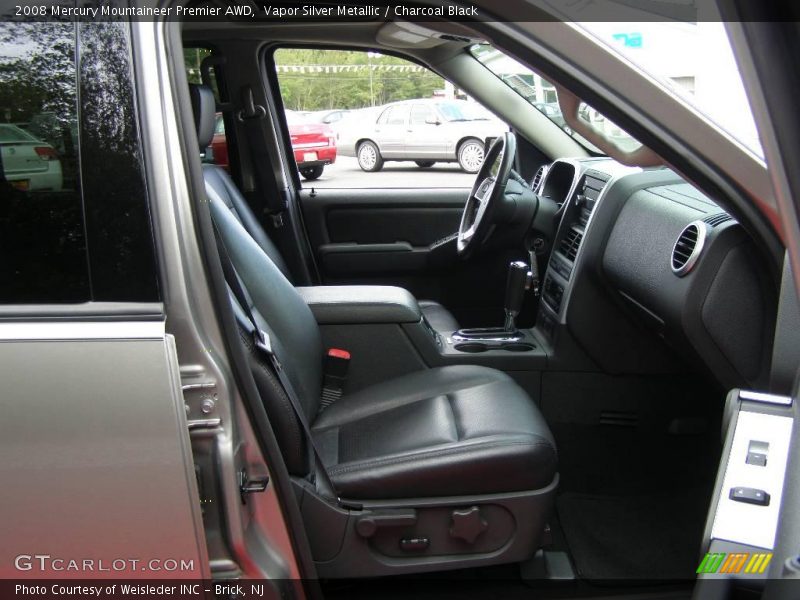 Vapor Silver Metallic / Charcoal Black 2008 Mercury Mountaineer Premier AWD