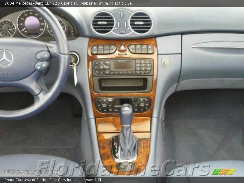 Alabaster White / Pacific Blue 2004 Mercedes-Benz CLK 320 Cabriolet