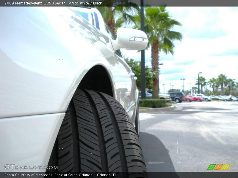 Arctic White / Black 2009 Mercedes-Benz E 350 Sedan