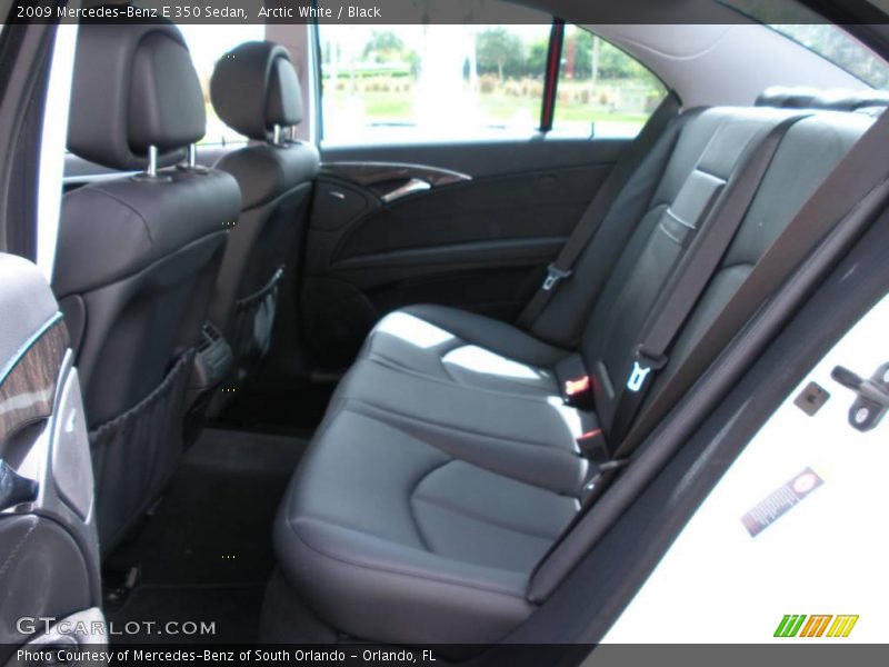 Arctic White / Black 2009 Mercedes-Benz E 350 Sedan