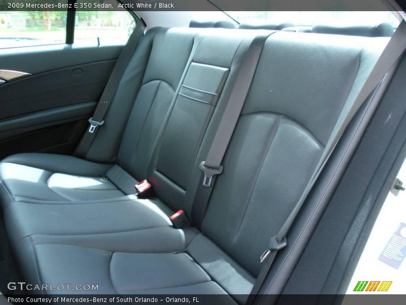 Arctic White / Black 2009 Mercedes-Benz E 350 Sedan